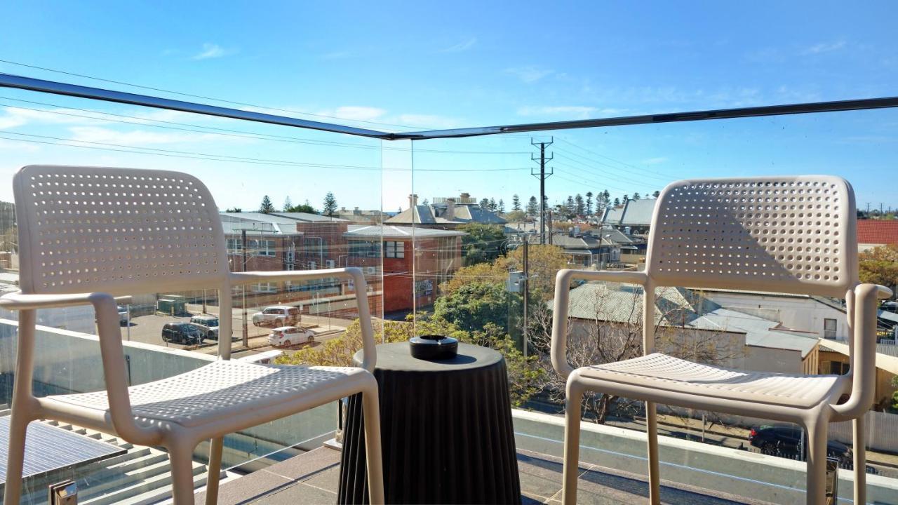 Semaphore Splash Apartments Port Adelaide Exteriör bild